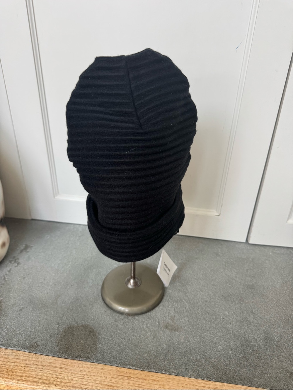 Streamlined Ribbed Black Beanie - Picture 5 of 5